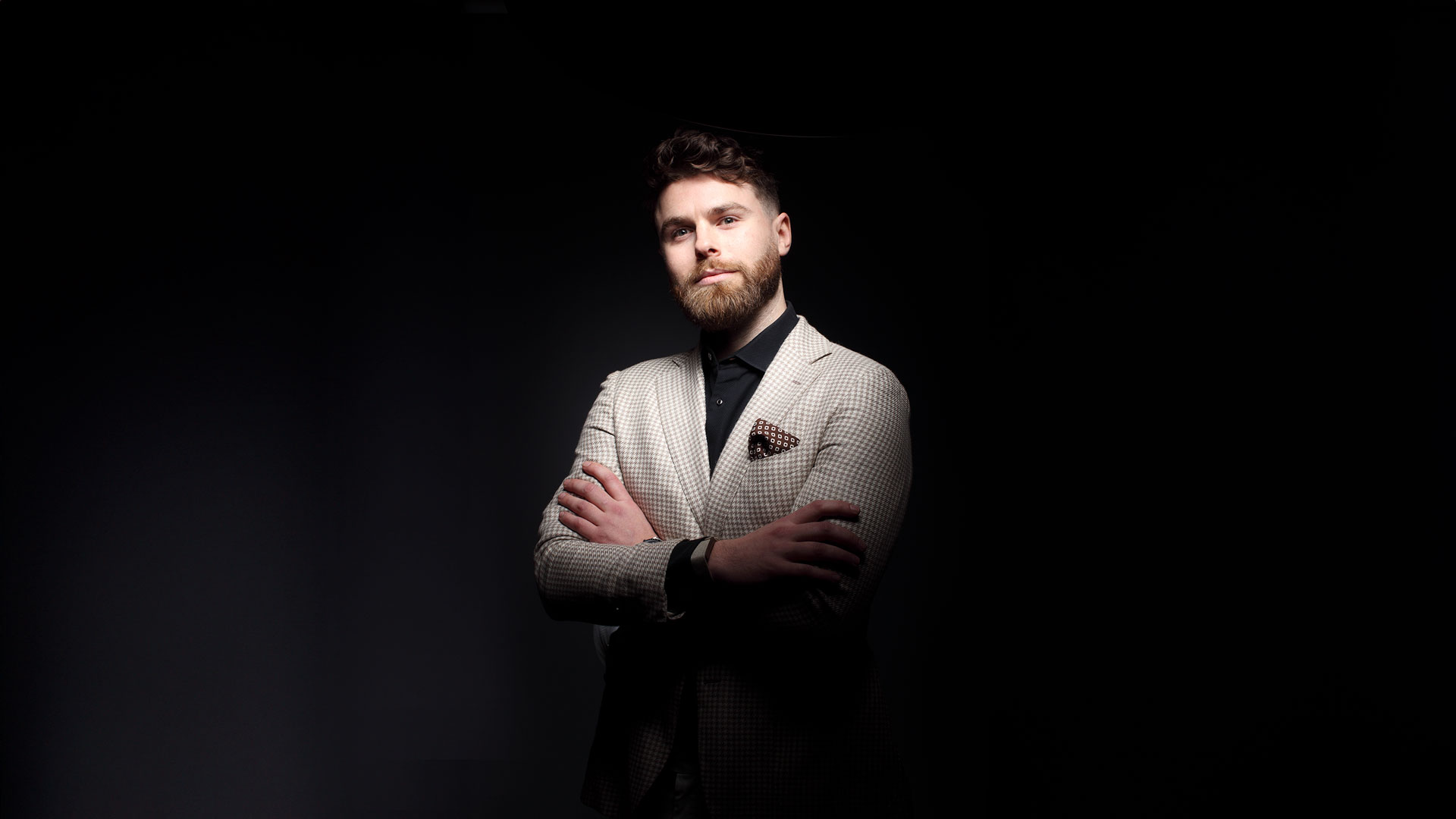 Corporate Headshots For Teams - Stand Out Shots
